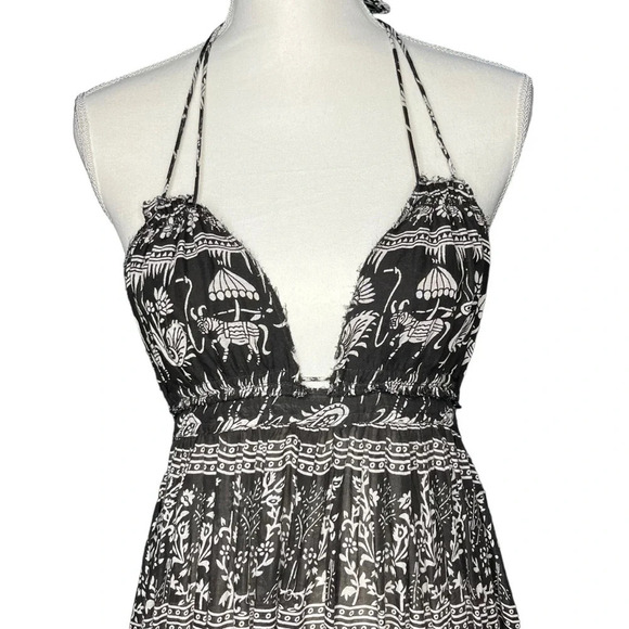 Free People Black and White Printed Triangle Top Maxi Dress Size X-Small
. - Picture 6 of 16